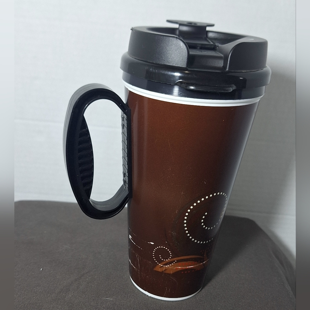 Tim Hortons 16 OZ Travel Mug Tumbler Plastic 2013 - Picture 2 of 7
